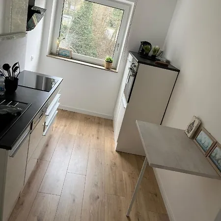 Apartman Moderne 3-Zimmer Ferienwohnung Kaiserslautern